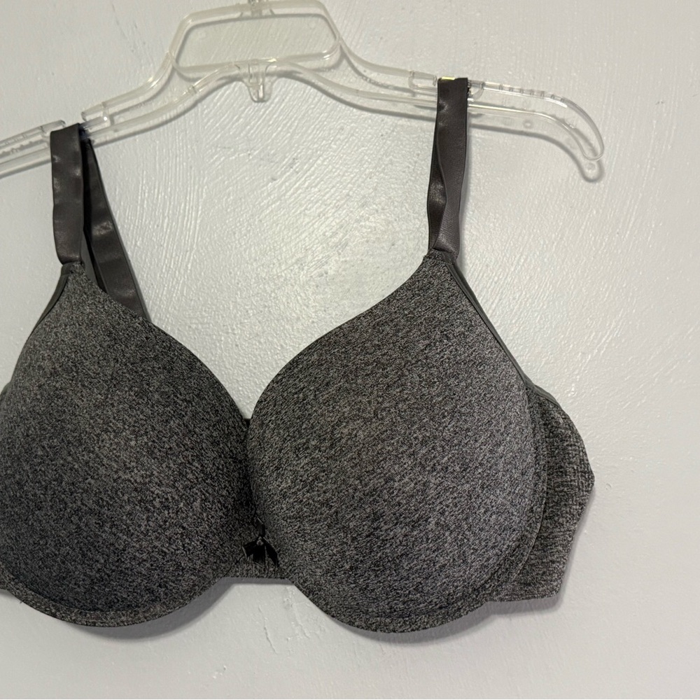 Women's Gray Bra 42D